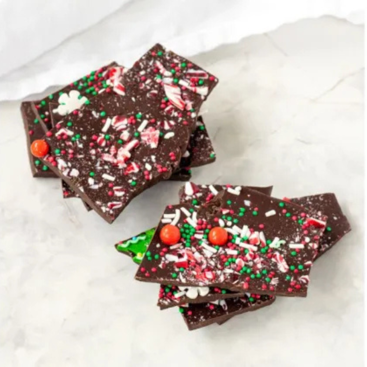 Remarkable Chocolate Smash Bark - Christmas Editions
