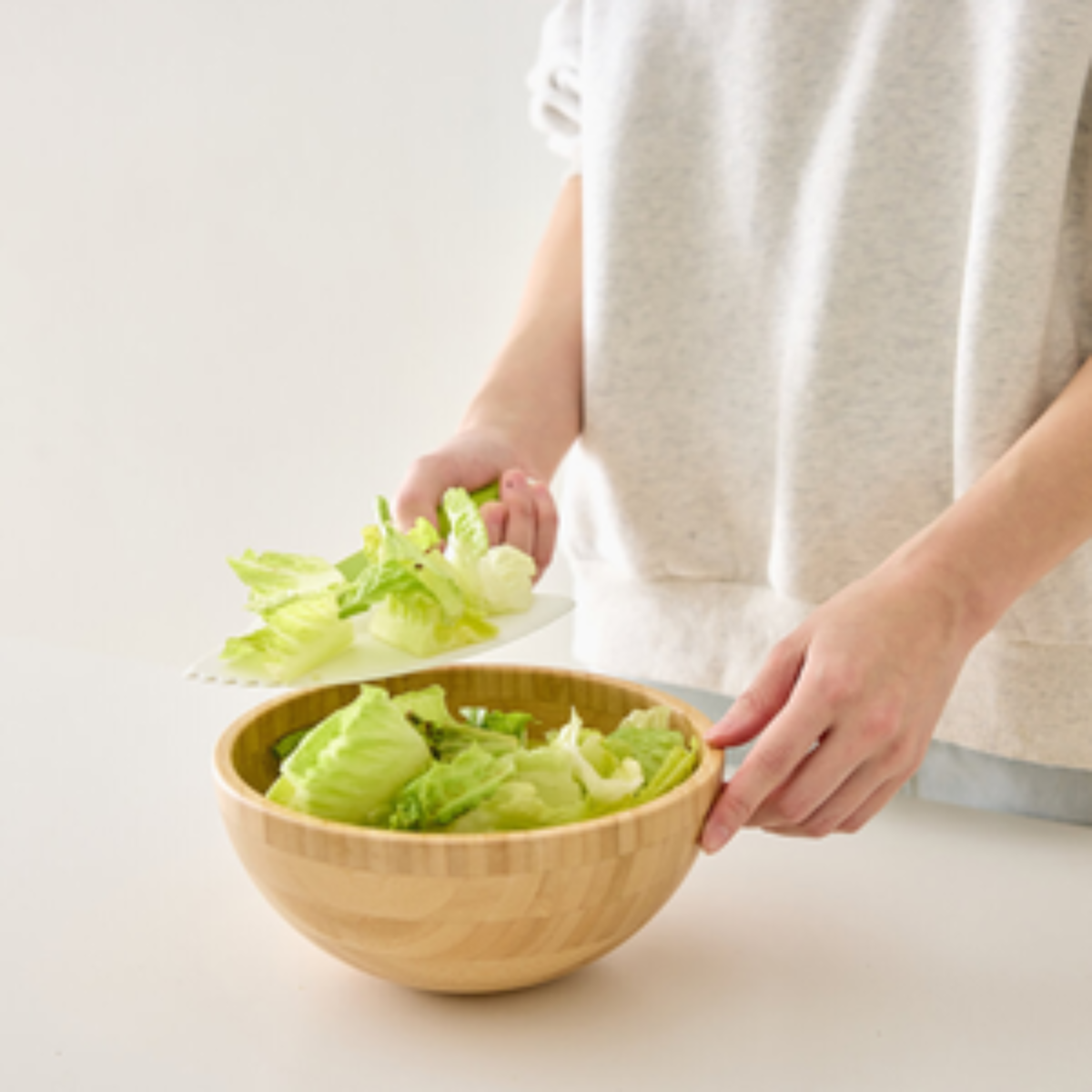 The Prepara Salad Chopper Scoop