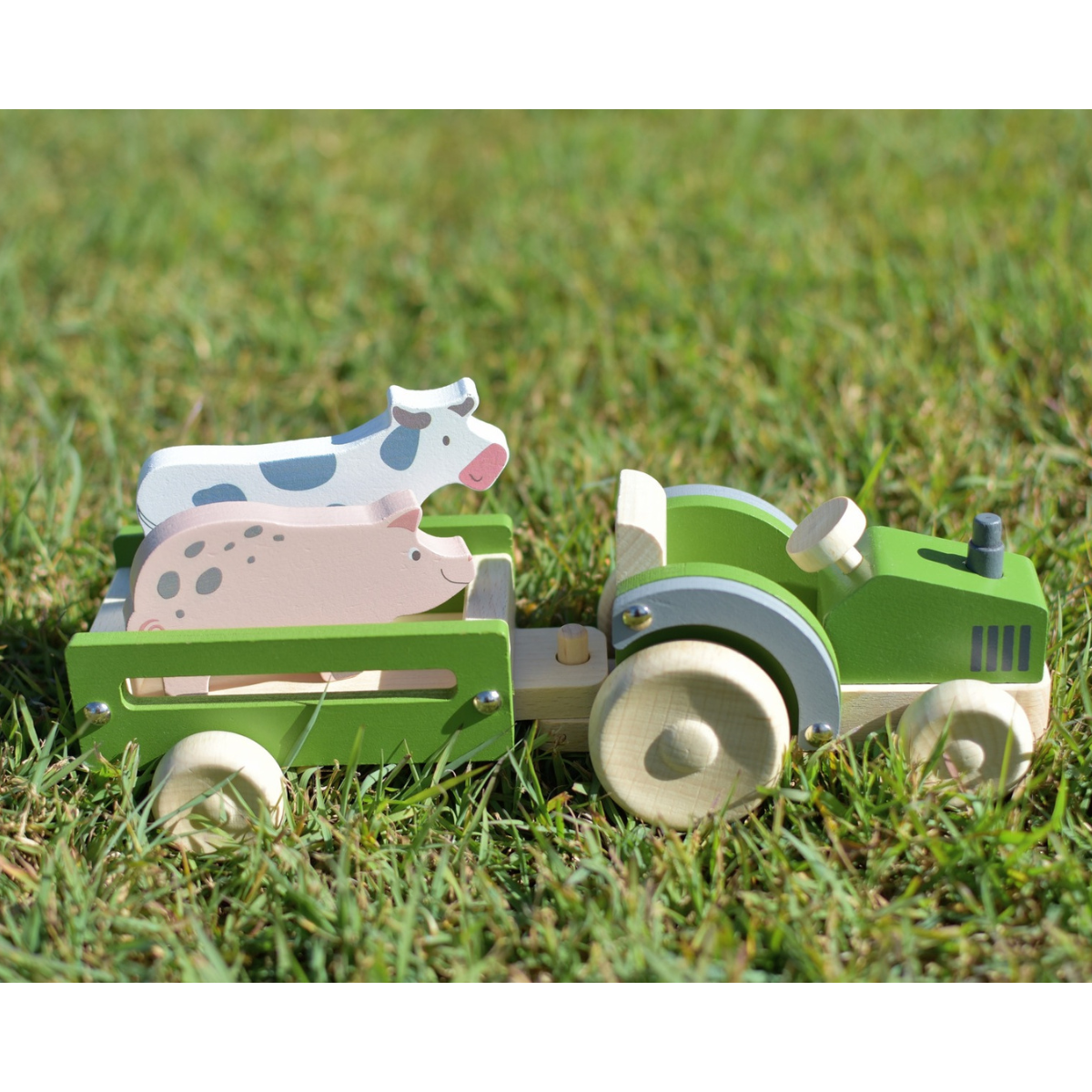 Kaper Kidz Wooden Tractor with Farm Animals