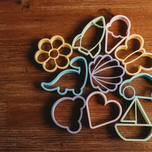 Kinfolk Pantry Assorted Colour Cutter Set