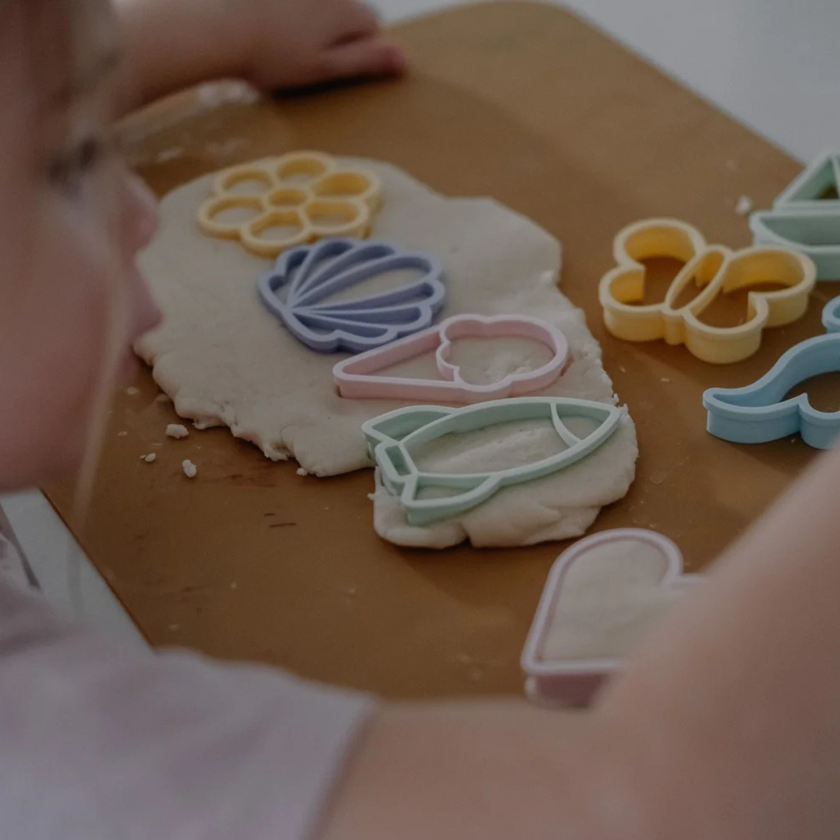 Kinfolk Pantry Assorted Colour Cutter Set