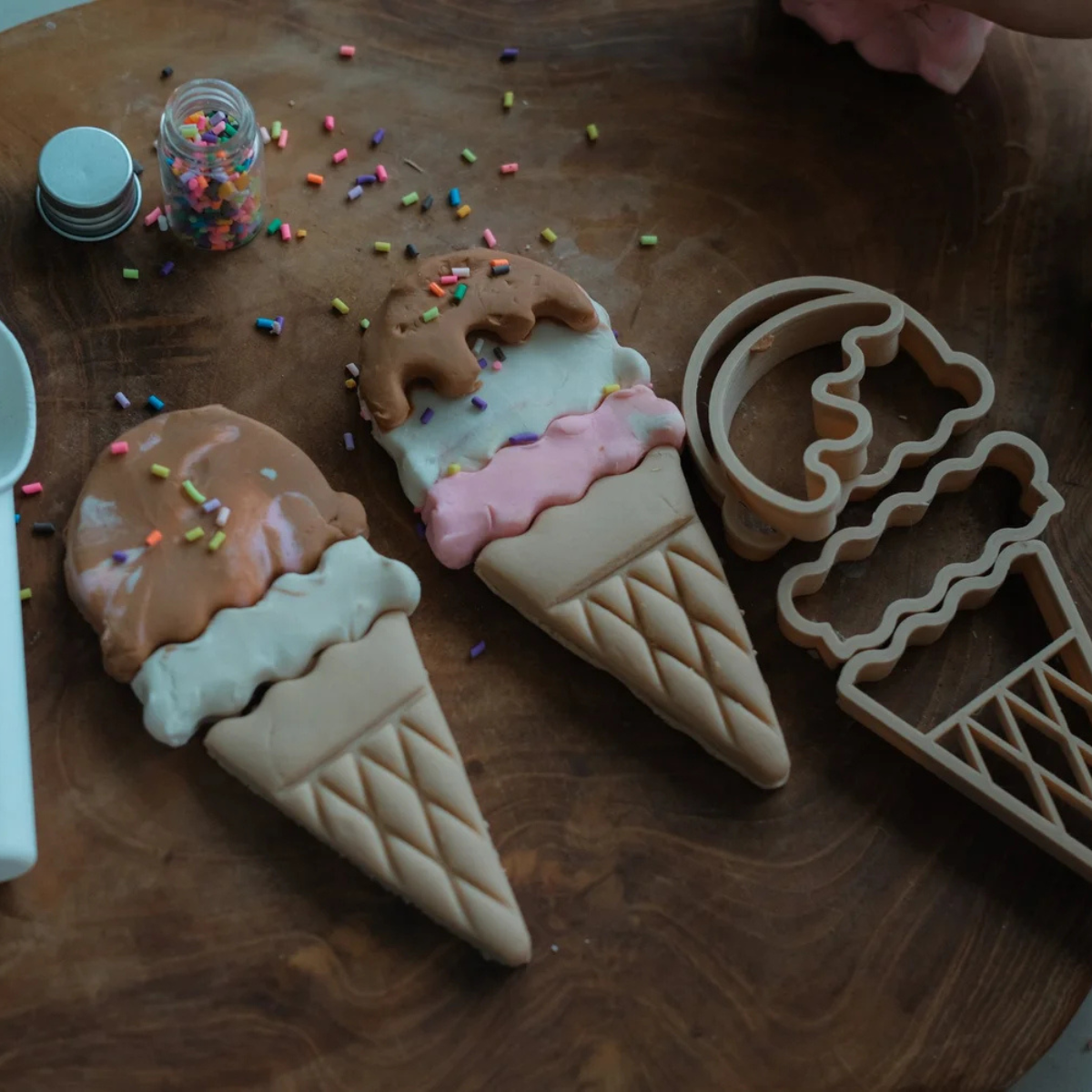 Kinfolk Pantry Ice Cream Cutter Set