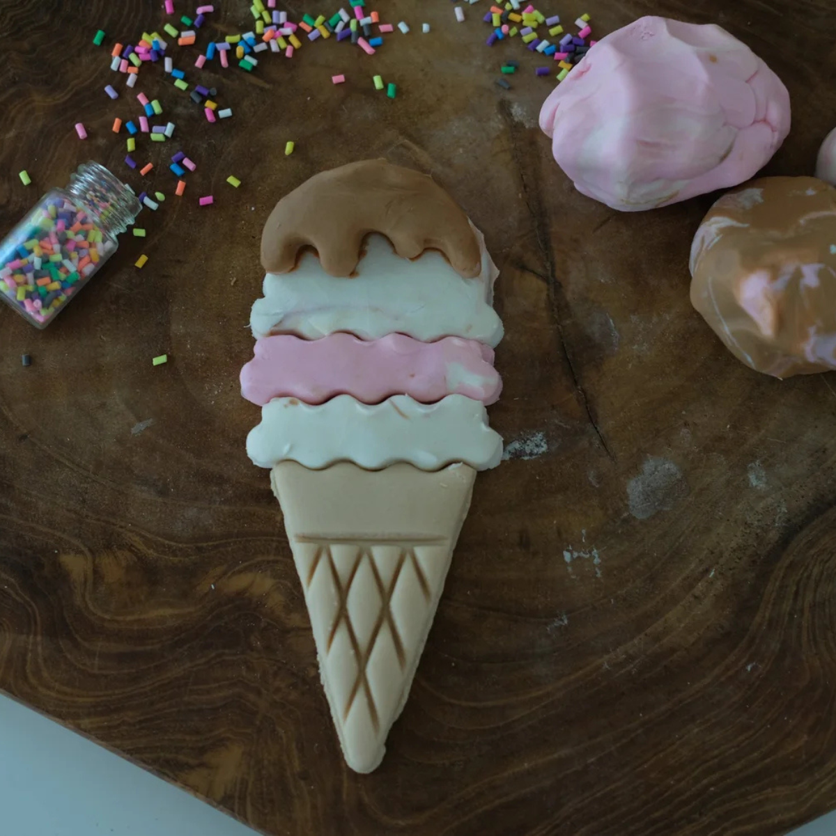 Kinfolk Pantry Ice Cream Cutter Set