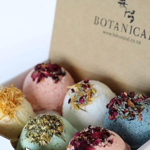 Botanical Skincare Discovery Selection Bath Bomb Gift Box
